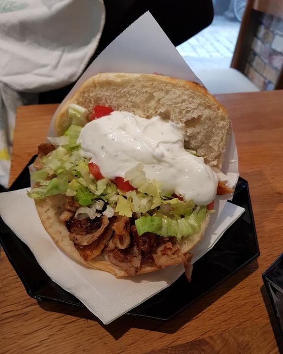 Sukru Nas Uni-Kebap